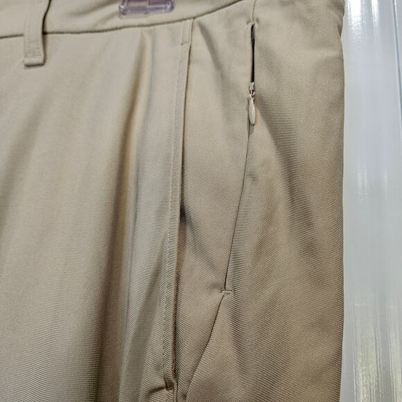 Reebok Men's 40x32 Tan Golf Athletic Pants - Picture 5 of 9